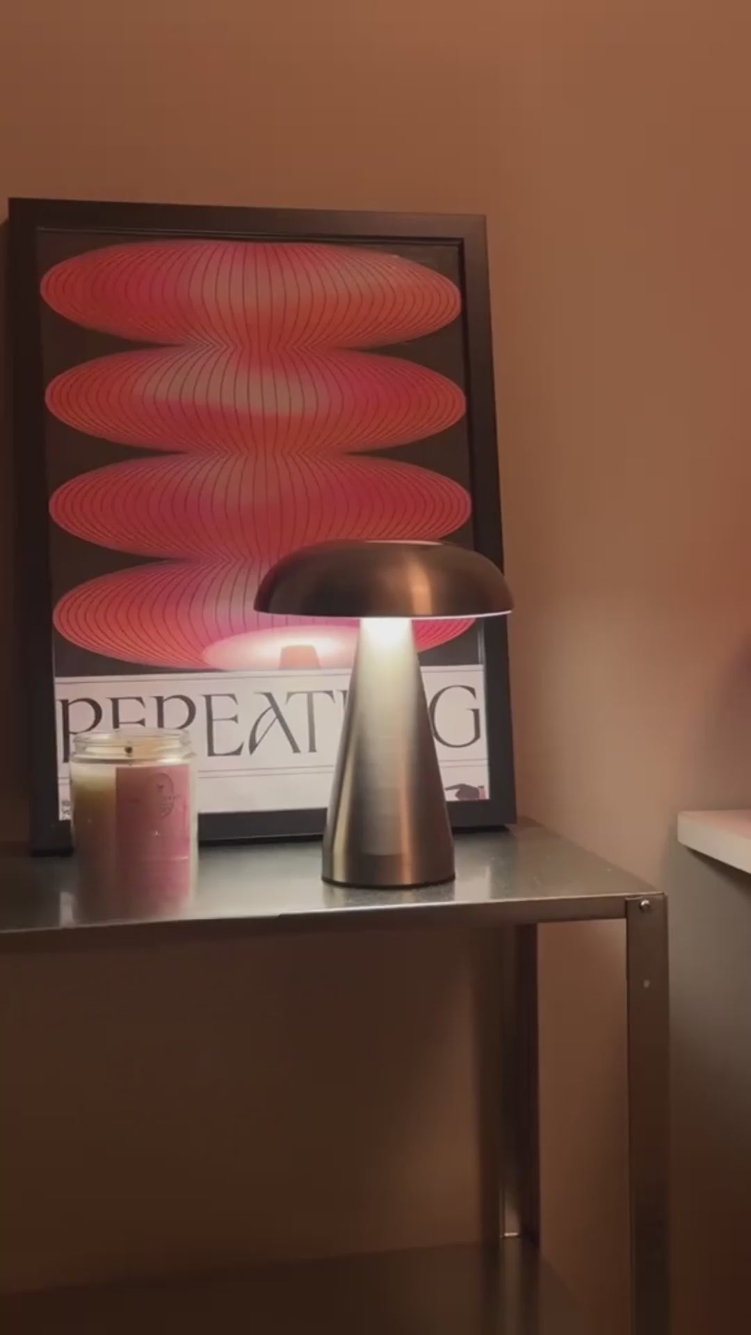 Mivono harjattu teräslamppu